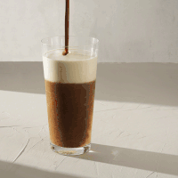 姜佳佳的喝一口