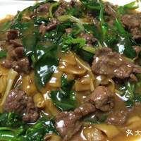 猪猪爱吃汤粉面