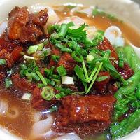 猪猪爱吃汤粉面