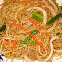 猪猪爱吃汤粉面