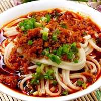 猪猪爱吃汤粉面