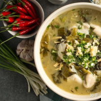 飨食狂想曲中后厨主管霞绍鹏的餐馆