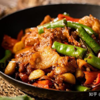 飨食狂想曲中后厨主管霞绍鹏的餐馆