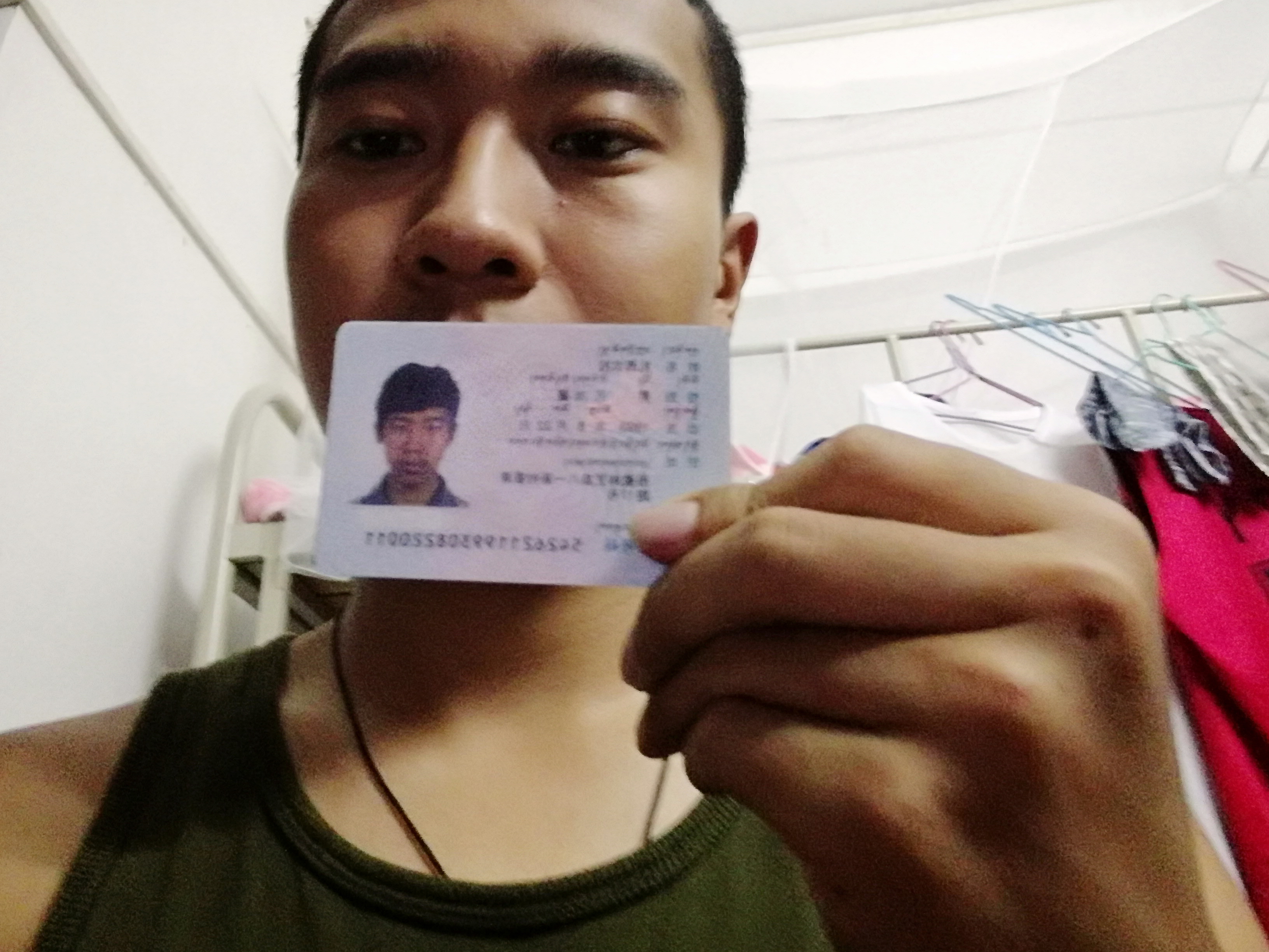 商家还没上传执照