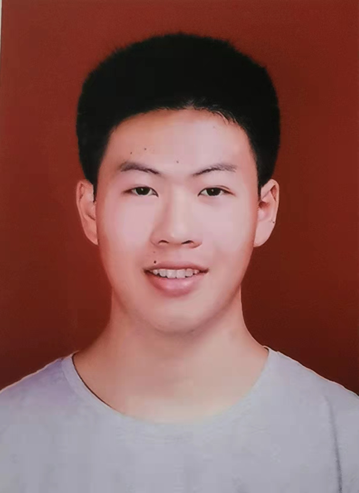 商家还没上传执照