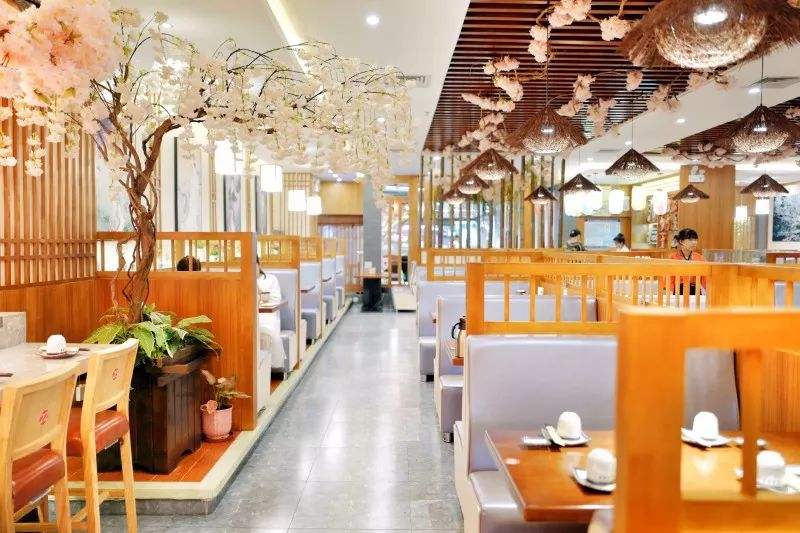 Qinls甜品店
